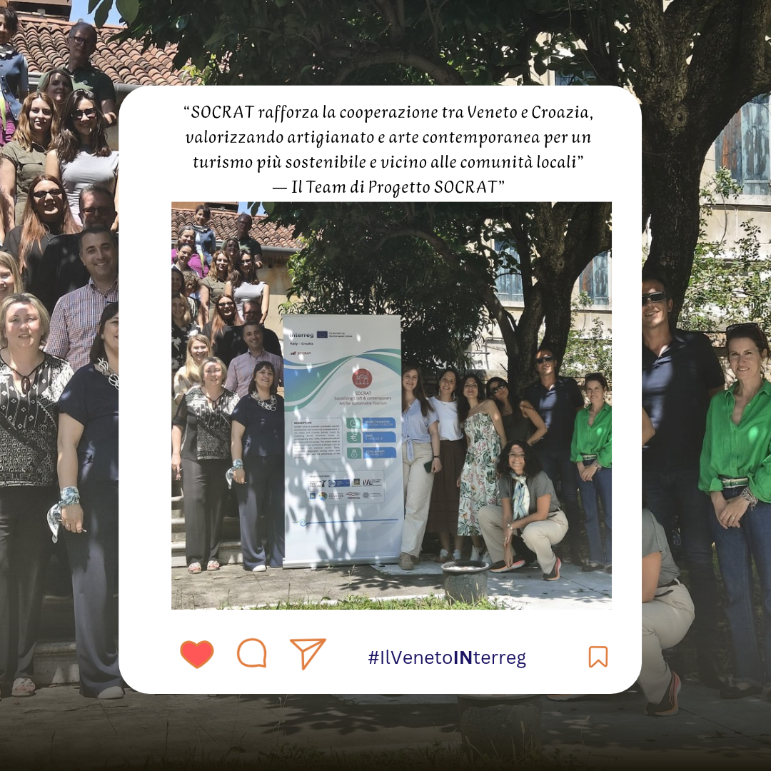 foto di gruppo con citazione